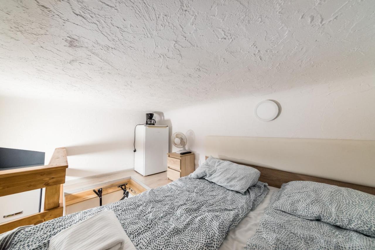 Micro Apartments 2,5 Qm - Najmniejsze Apartamenty Swiata 2,5 Mkw Cracovia Esterno foto