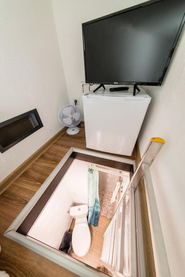 Micro Apartments 2,5 Qm - Najmniejsze Apartamenty Swiata 2,5 Mkw Cracovia Esterno foto