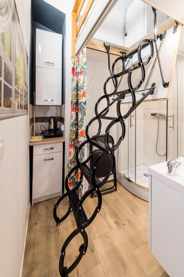 Micro Apartments 2,5 Qm - Najmniejsze Apartamenty Swiata 2,5 Mkw Cracovia Esterno foto