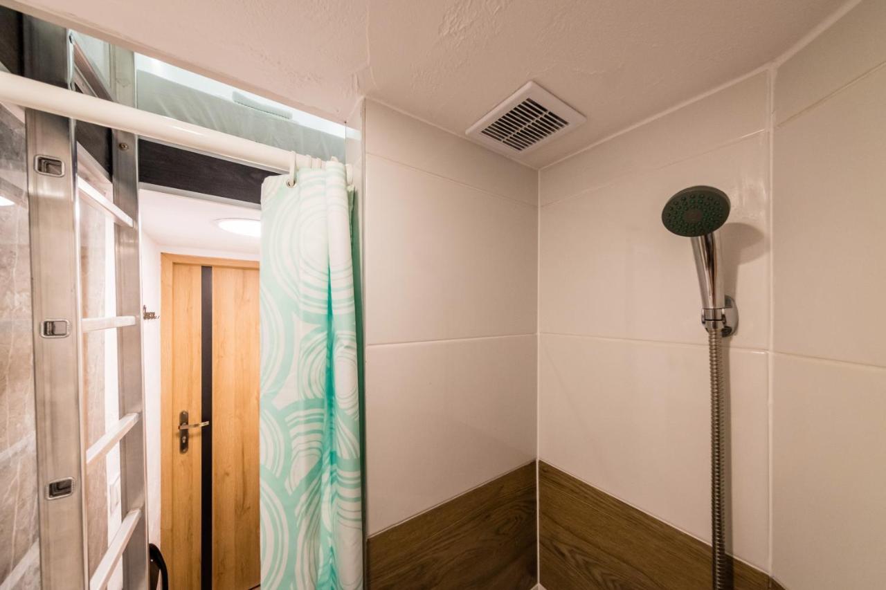 Micro Apartments 2,5 Qm - Najmniejsze Apartamenty Swiata 2,5 Mkw Cracovia Esterno foto