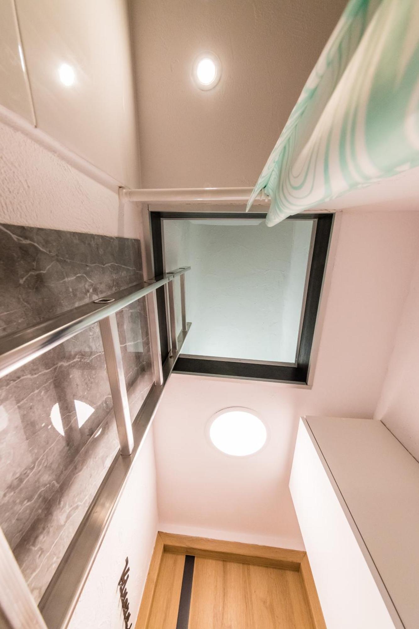 Micro Apartments 2,5 Qm - Najmniejsze Apartamenty Swiata 2,5 Mkw Cracovia Esterno foto
